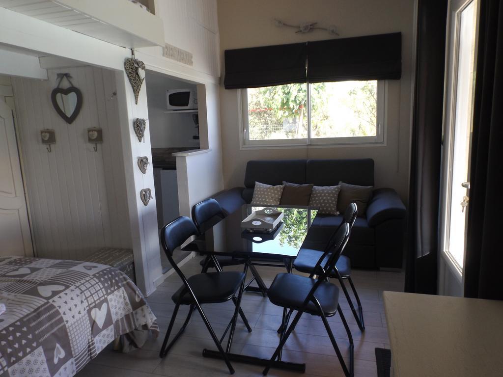 Gite les bois 1 Gignac  Chambre photo